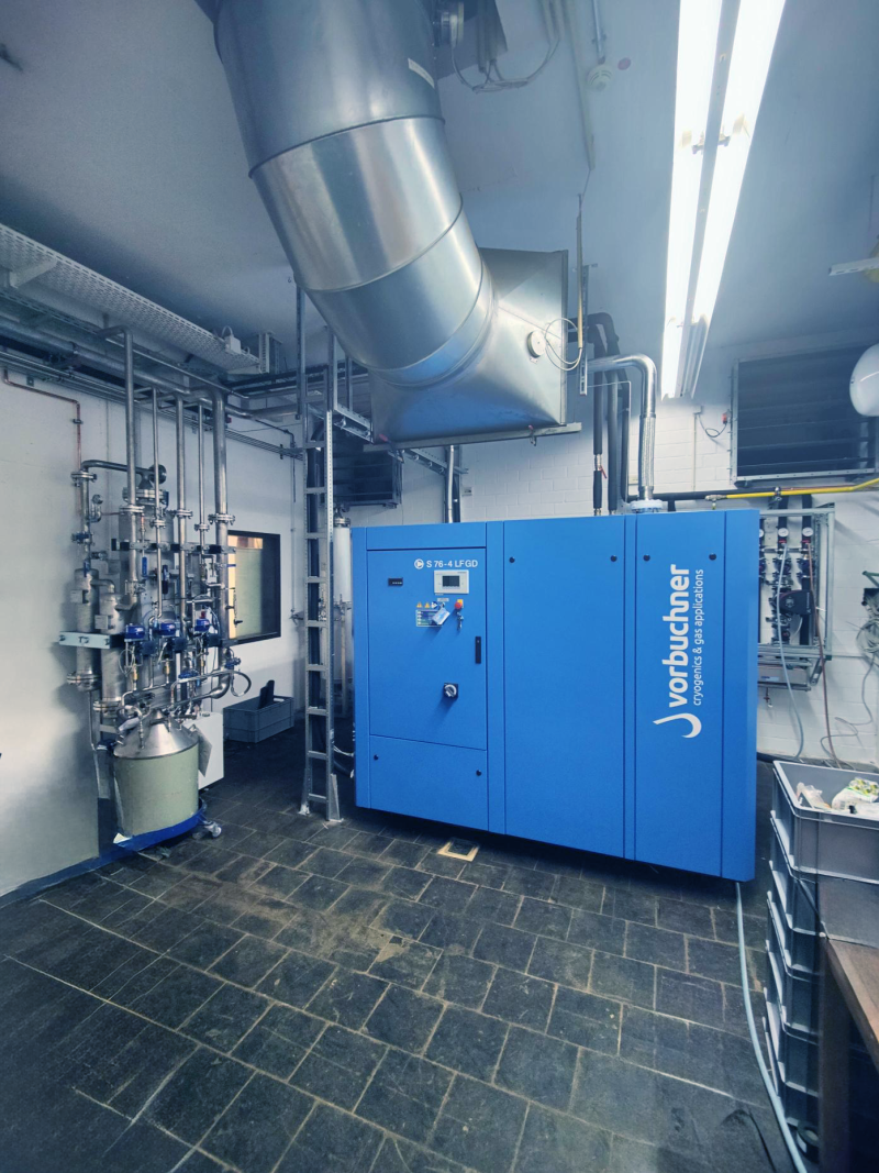 Gas Management Panel/Oil Remover Station & Schraubenkompressor Gas Management Panel/Oil Remover Station & Schraubenkompressor