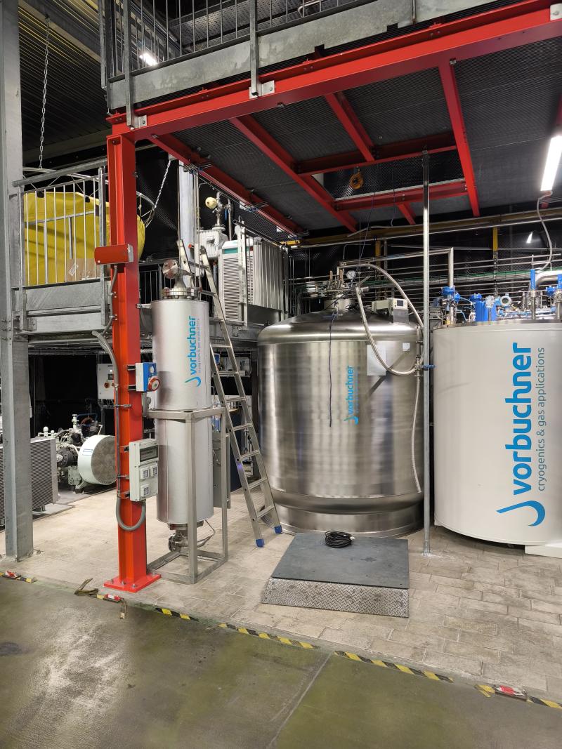 Helium Liquefier VL100